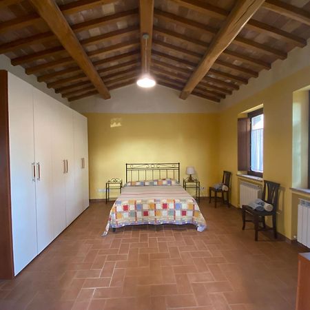 Agriturismo Sant'Angelo Holiday Farm Gualdo Cattaneo Екстер'єр фото